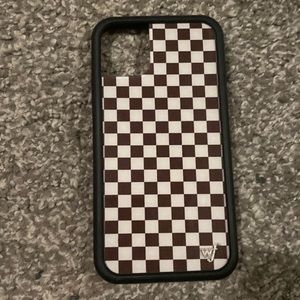 Brown Checkered Wildflower iphone 11 case